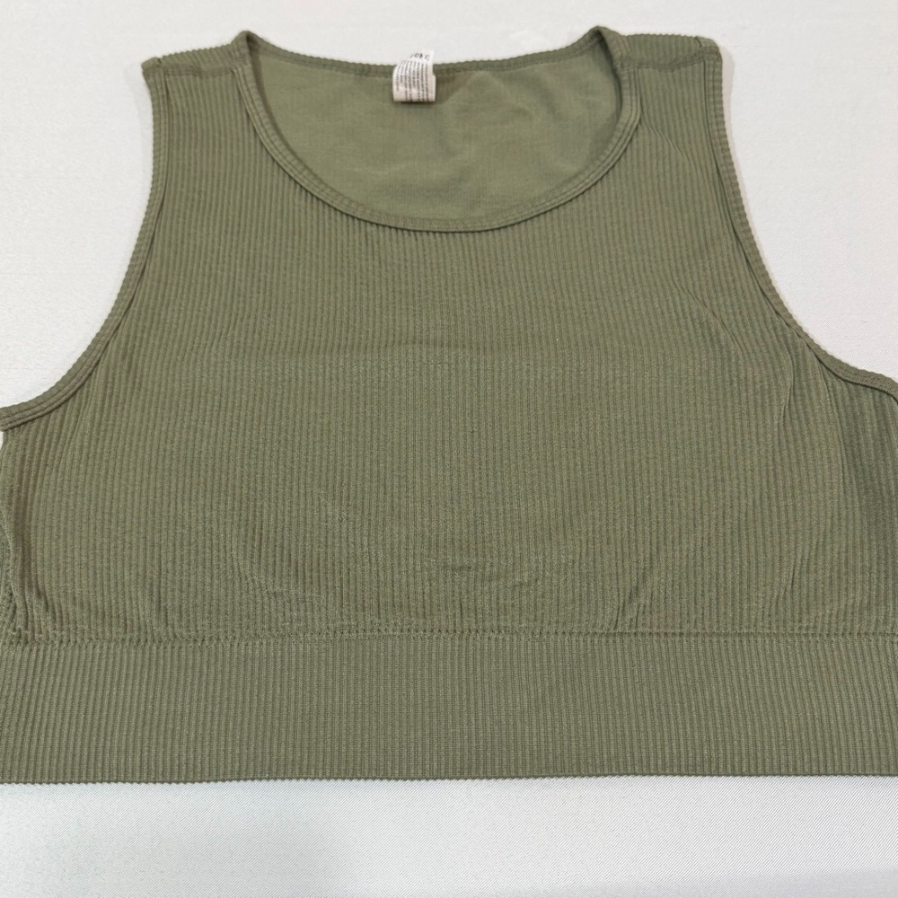 Yogalicious ribbed crop tank Top XL Green Exercise Activewear Yoga Fashion - Picture 1 of 9